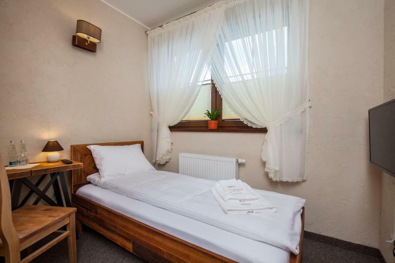 Mulk Checz Kaszebsko Bed & Breakfast Myszewko Exterior foto