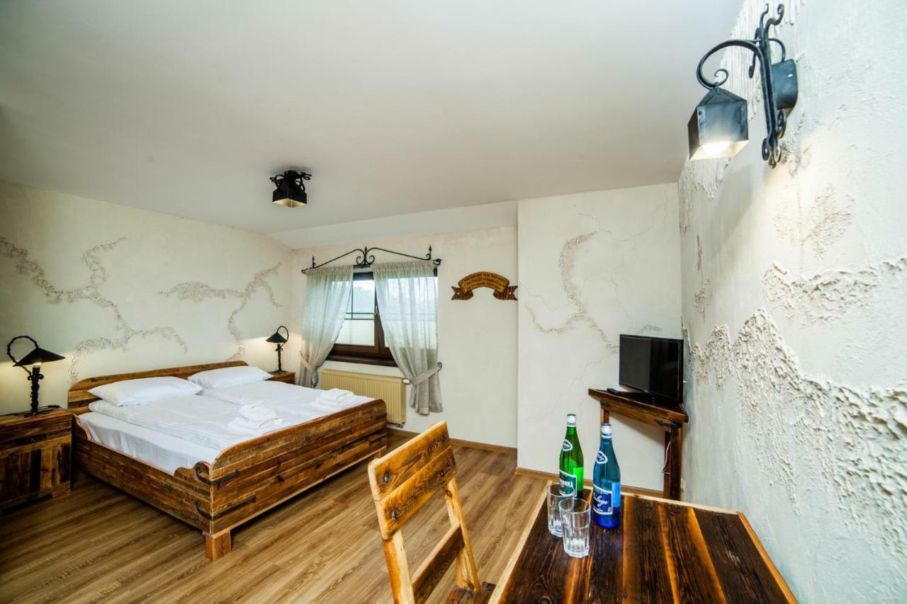 Mulk Checz Kaszebsko Bed & Breakfast Myszewko Exterior foto